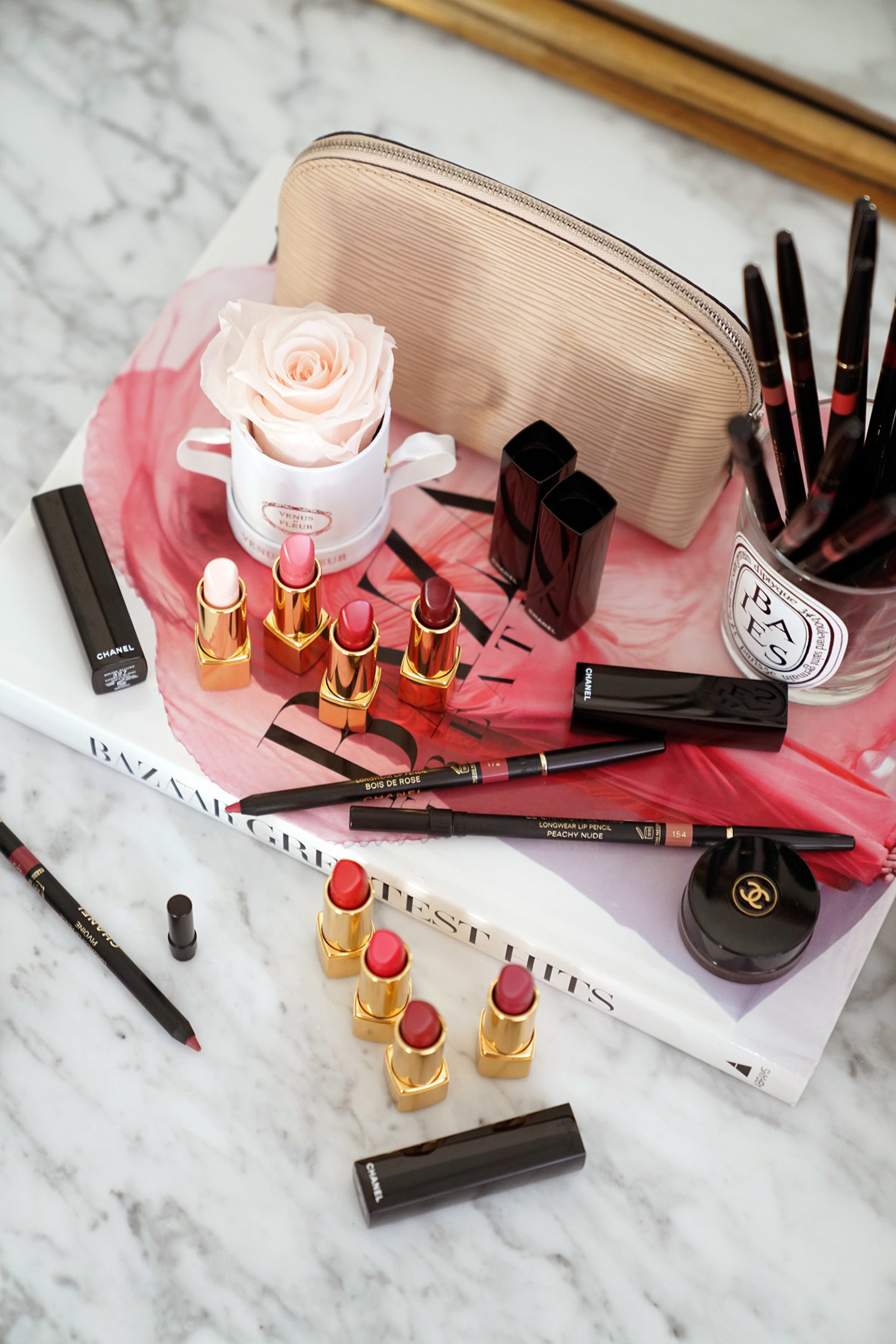 Critique de Chanel Rouge Allure Camelia et du nouveau crayon à lèvres
