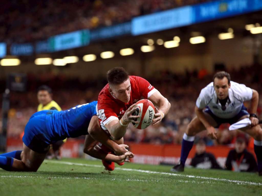 Résultat Pays de Galles vs Italie: le triplé d’essais de Josh Adams met en place un départ parfait pour la campagne des Six Nations