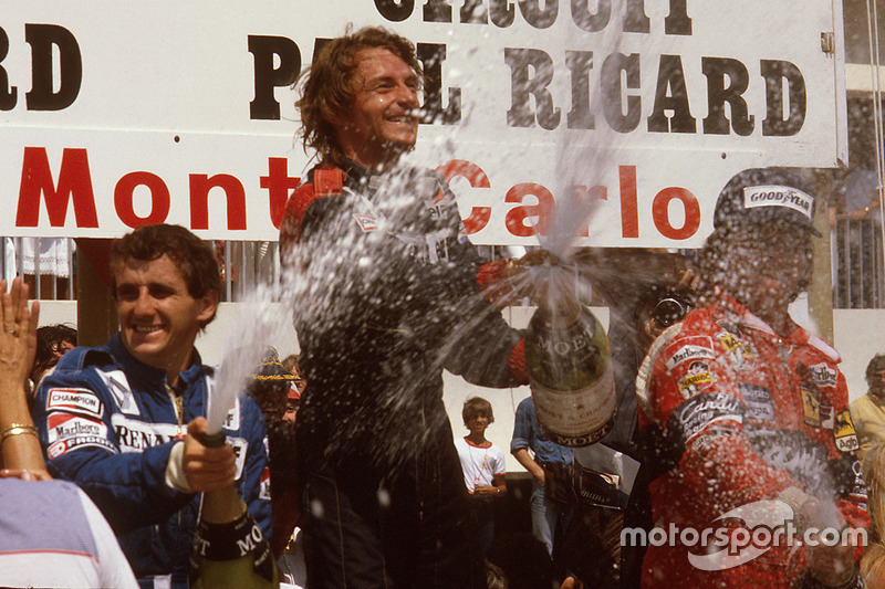 Podium: vainqueur de la course René Arnoux, Renault, deuxième place Alain Prost, Renault, troisième place Didier Pironi, Ferrari