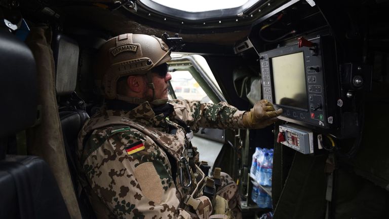 L'OTAN a des soldats en Afghanistan pour soutenir les troupes américaines