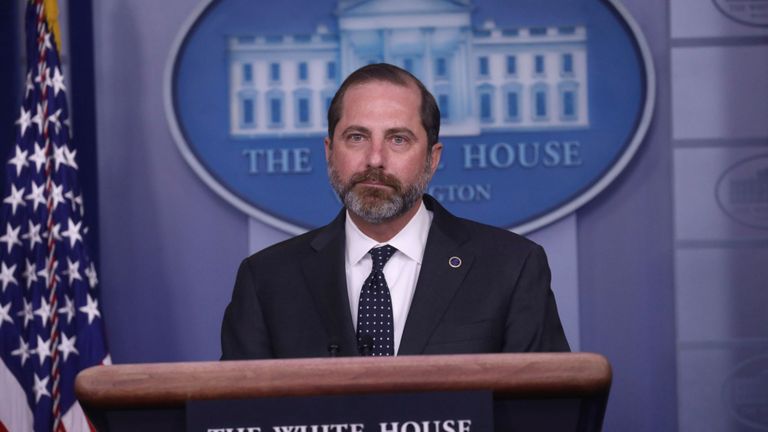Alex Azar a déclaré que le risque d'infection pour les Américains reste faible & # 39;