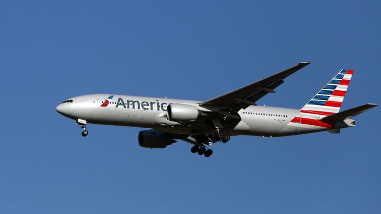 Le pilote d'American Airlines a été arrêté à l'aéroport de Manchester, soupçonné d'être ivre