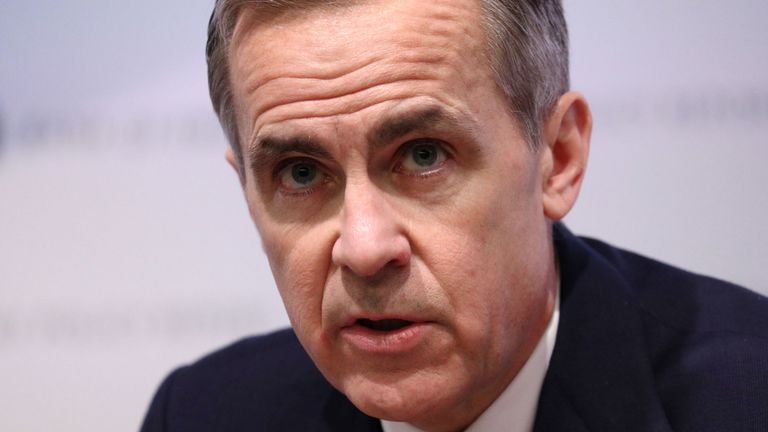 Le gouverneur Mark Carney lors de la conférence de presse de la Banque d'Angleterre sur le rapport sur la politique monétaire dans la ville de Londres
