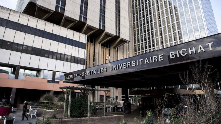 L'homme de 80 ans est décédé d'une infection pulmonaire à l'hôpital Bichat-Claude Bernard à Paris.