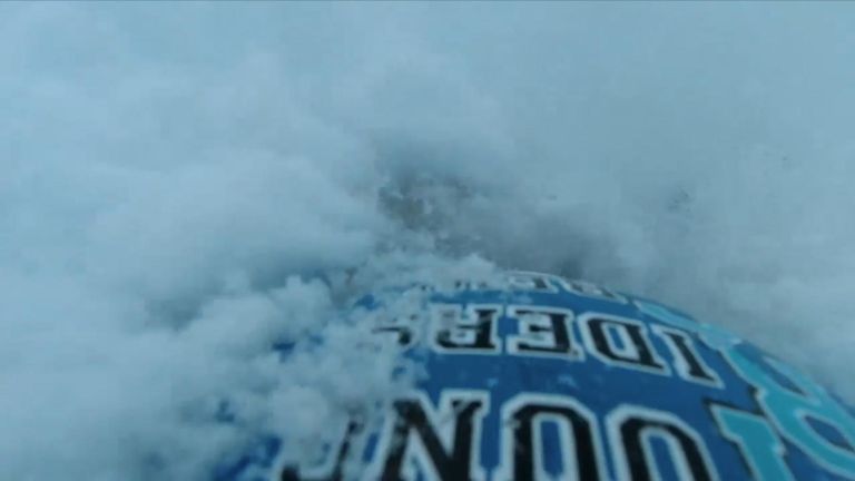Des images ont montré que Fox était enterré par la neige. Photo: La Chamoniarde

