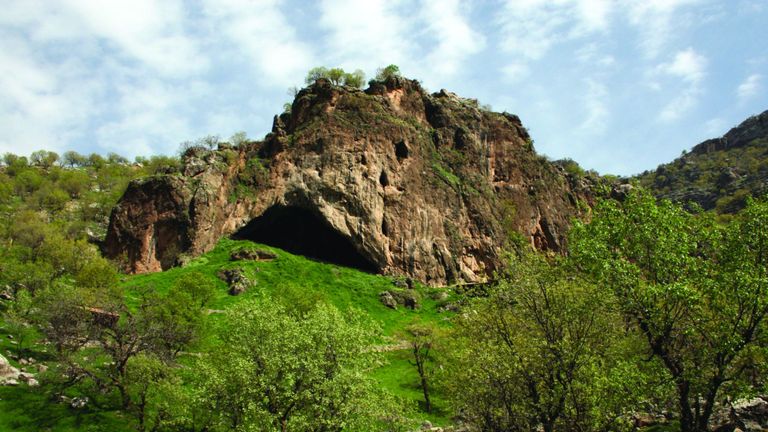 La grotte Shanidar est dans le nord de l'Irak
