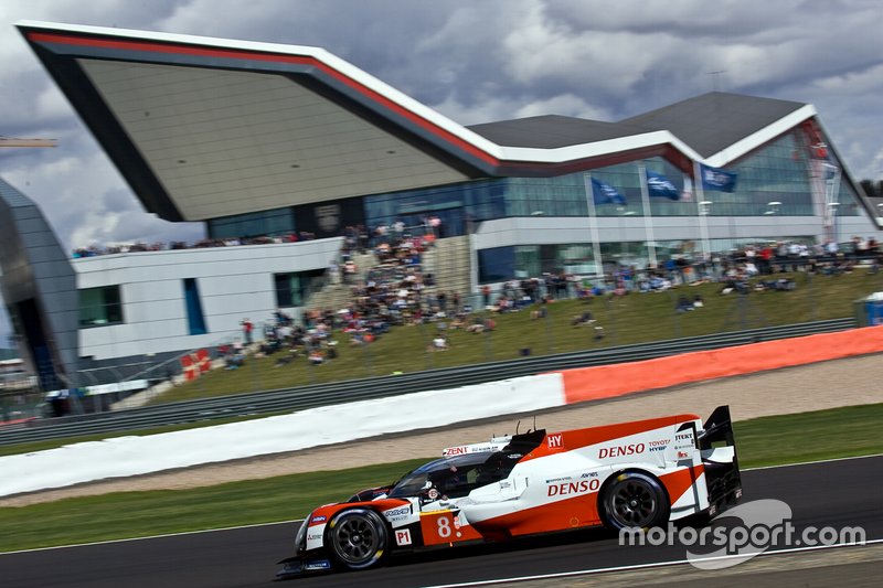 # 8 TOYOTA GAZOO RACING Toyota TS050 - Hybride: Se? Bastien Buemi, Kazuki Nakajima, Brendon Hartley