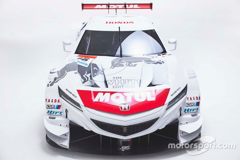 # 16 MUGEN NSX-GT version d'essai avec 