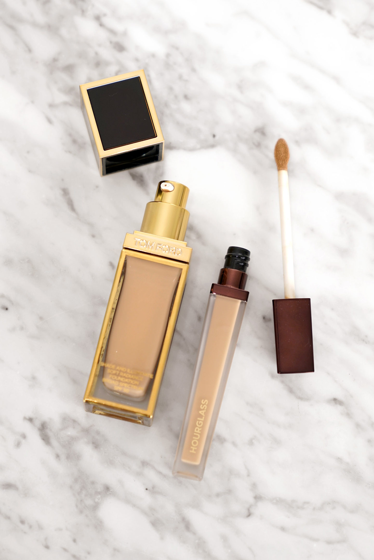 Tom Ford Shade and Illuminate Foundation et Correcteur d'aérographe Hourglass