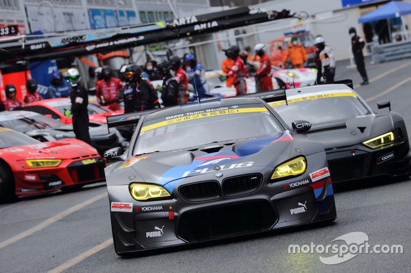 # 7 Studie BMW M6