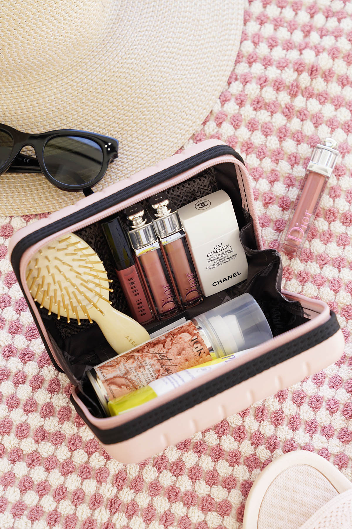 Away Mini Blush