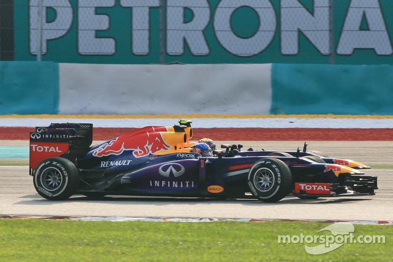 Mark Webber, Red Bull Racing RB9 et Sebastian Vettel, Red Bull Racing RB9