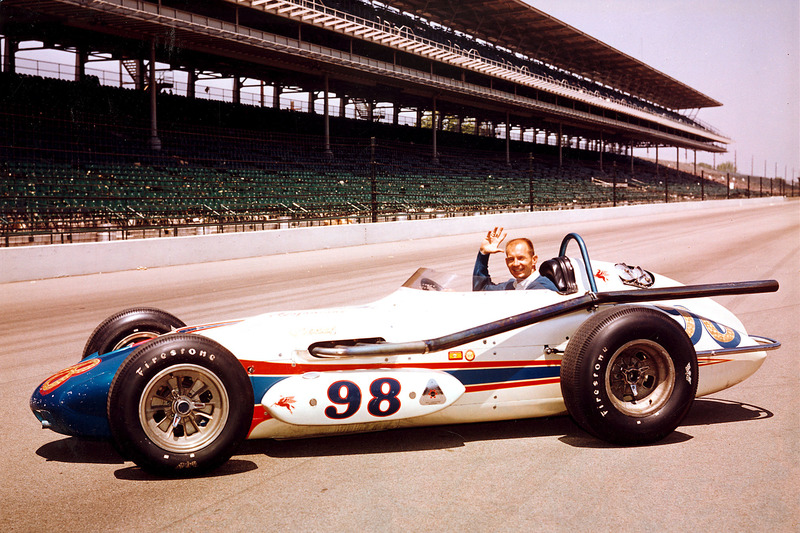 Parnelli Jones le matin après son triomphe d'Indy en 1963. 