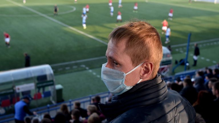 Le football professionnel s'est arrêté dans le monde entier - pas au Bélarus