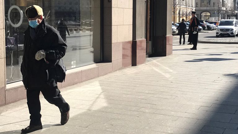Les écoles, les cinémas, les gymnases et les piscines sont fermés, mais la Russie n'est pas en lock-out