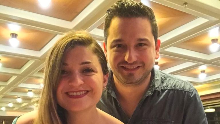 Yadira Garza et Joel Gonzalez sont en lune de miel sur le Zaandam