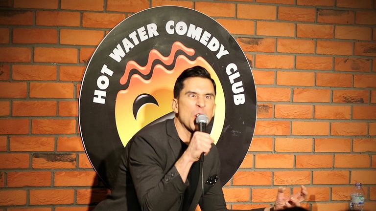 Russell Kane fait partie des grands noms qui ont déjà joué au club. Pic: Club de comédie de l'eau chaude