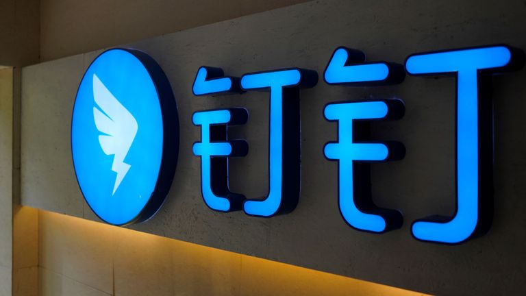 Le logo de DingTalk est vu, une ramification d'Alibaba Group Holding Ltd, à Hangzhou, province du Zhejiang, Chine