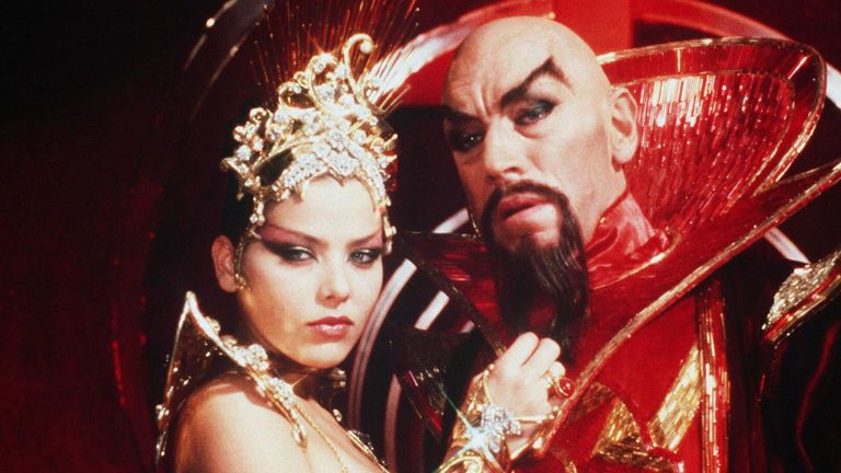 Max Von Sydow et Ornella Muti dans Flash Gordon