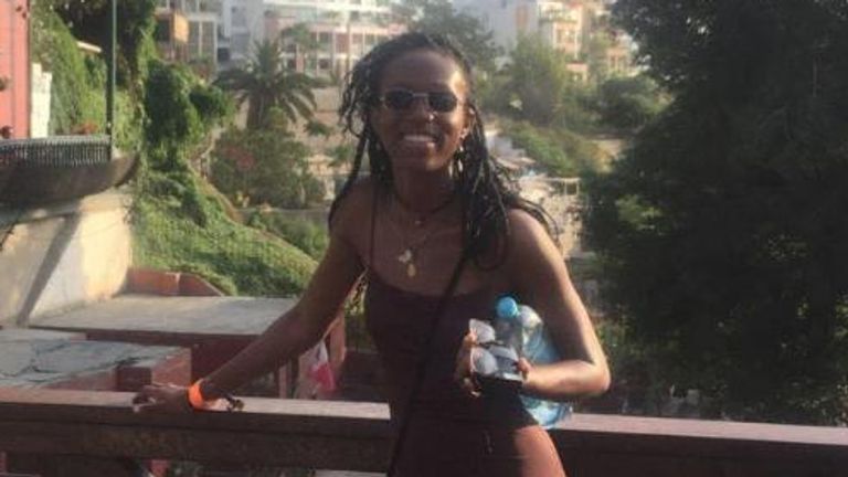 Hilary-Nye Aremu, de Kent, a voyagé avec le groupe