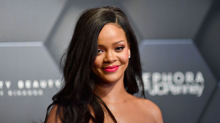 Rihanna assiste à l'événement Fenty Beauty by Rihanna à Sephora le 14 septembre 2018 à Brooklyn, New York. (Photo par Angela Weiss / AFP) (Le crédit photo doit se lire ANGELA WEISS / AFP / Getty Images)