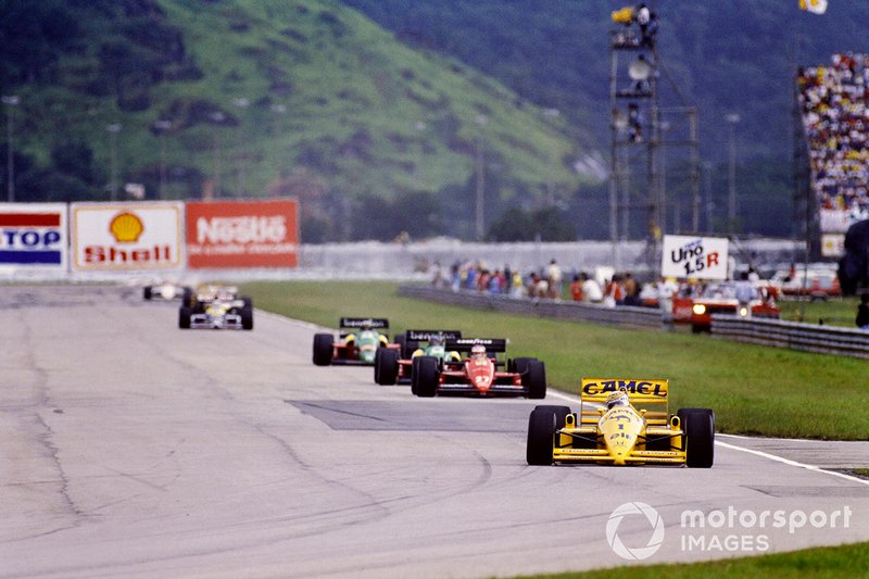 Nelson Piquet, Lotus 100T Honda, Michele Alboreto, Ferrari F1 / 87-88C