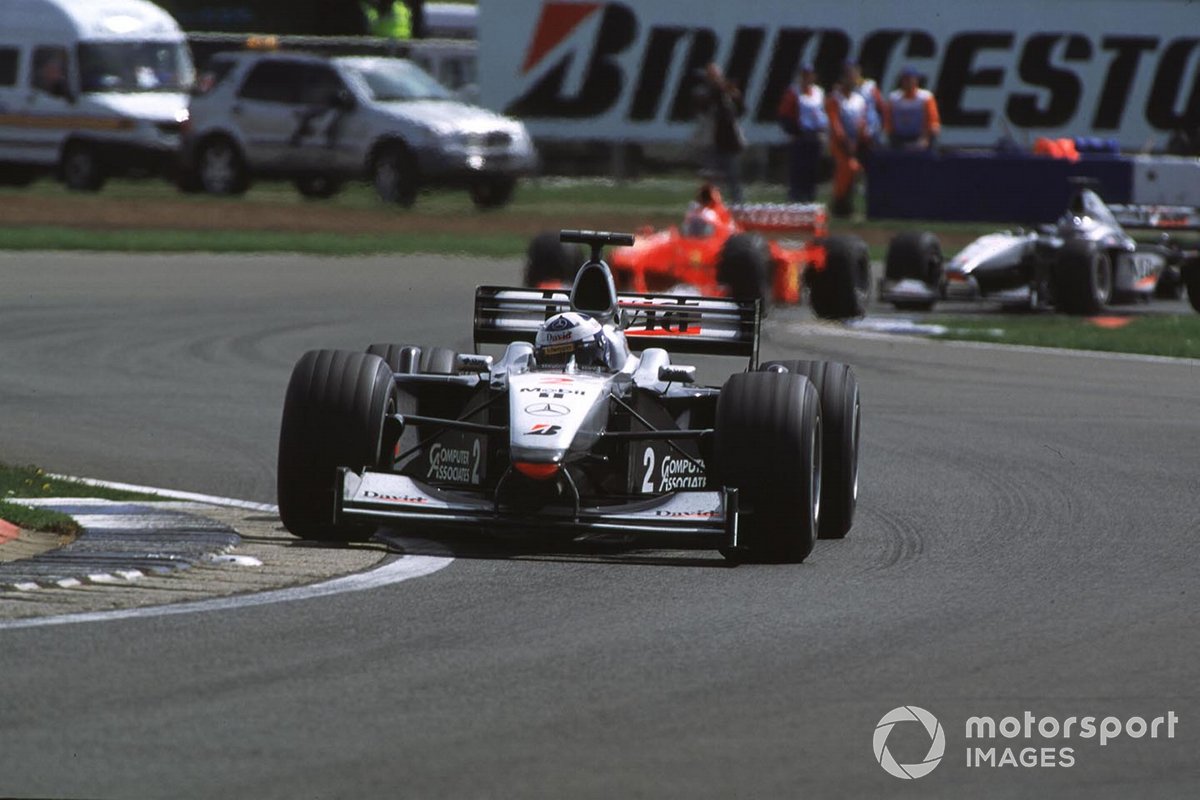 David Coulthard, McLaren MP4 / 15 Mercedes, Rubens Barrichello, Ferrari F1-2000, Mika Hakkinen, McLaren MP4 / 15 Mercedes