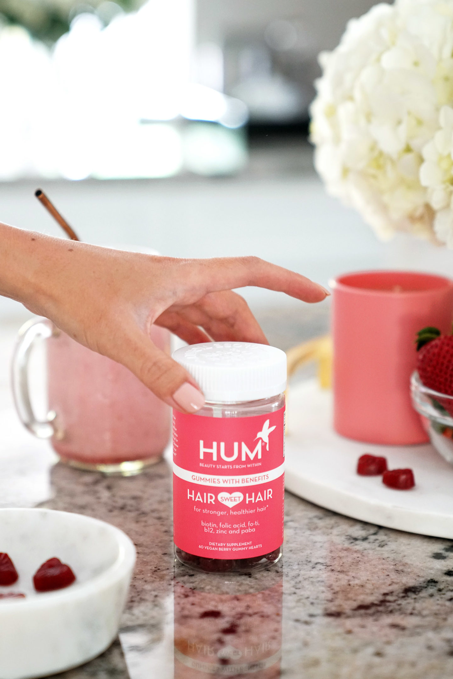 HUM Nutrition Hair Sweet Hair Gummies Routine matinale