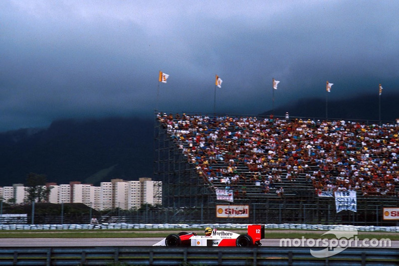 Ayrton Senna, McLaren MP4 / 4 Honda est marqué du noir