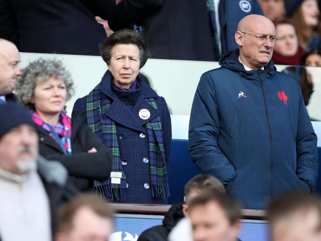Le nouveau vice-président du monde de rugby, Bernard Laporte, propose un nouveau club de coupe du monde pour remplacer la Heineken Champions Cup
