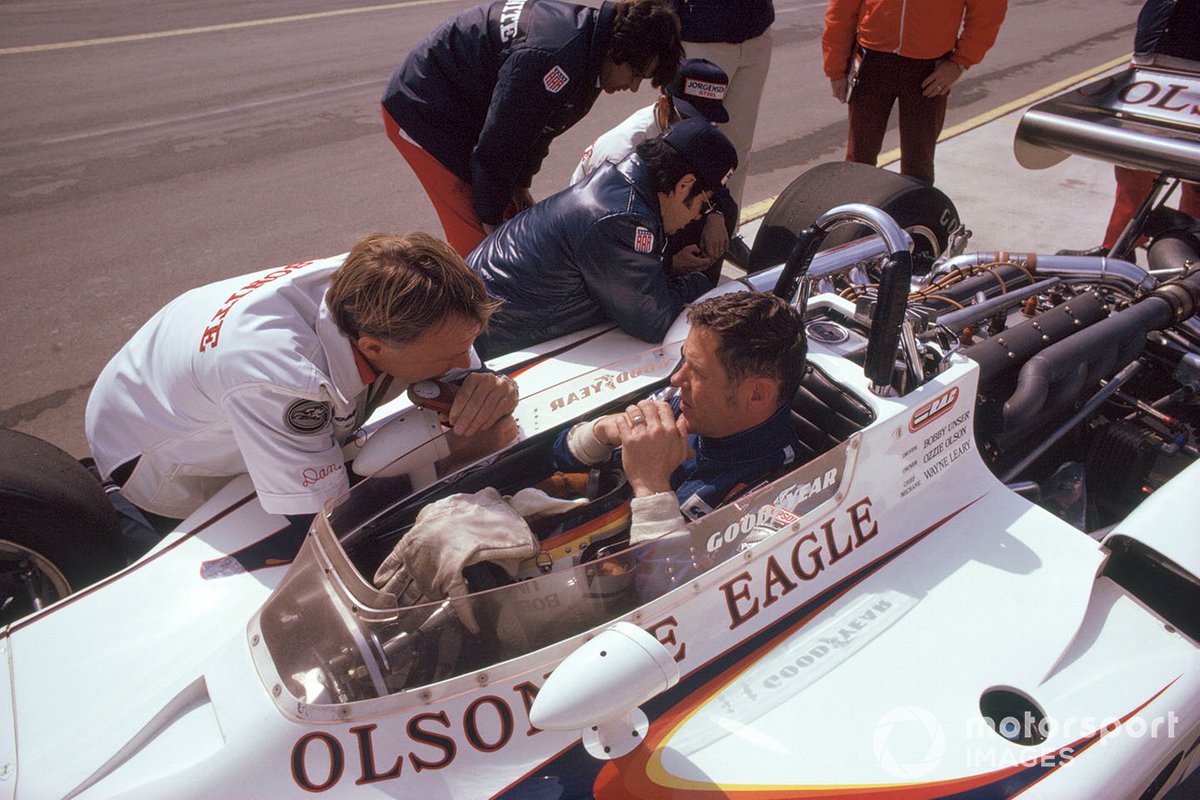 Bobby Unser et Gurney ont souvent été les pionniers de la course automobile Indy dans la première moitié des années 1970. 