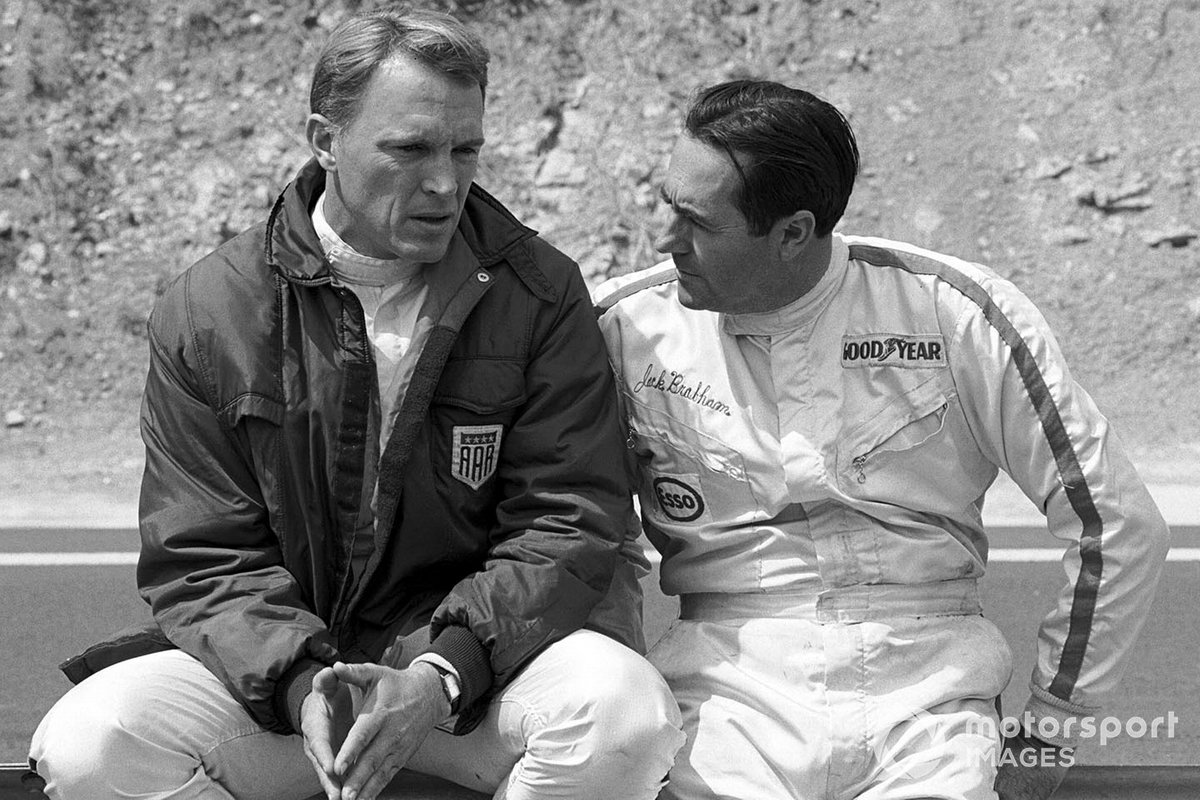 Gurney avec Brabham en 1970, la dernière année l'un ou l'autre d'entre eux commencerait un Grand Prix. Dan avait presque abandonné la conduite, mais il a succombé à McLaren pendant trois courses au lendemain de la mort de Bruce McLaren. 