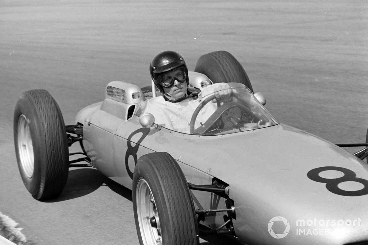 Dan, au volant de la Porsche 804, a subi un GP britannique décevant en 1962, notamment juste après ses victoires en GP de France et en GP de non-championnat Solitude. Cependant, lors de la course suivante autour du Nurburgring, il a fait rouler la voiture en pole et a terminé troisième. 