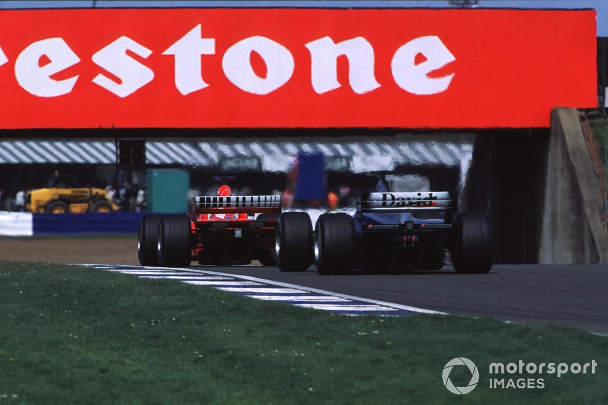 David Coulthard, McLaren MP4 / 15 Mercedes, Rubens Barrichello, Ferrari F1-2000