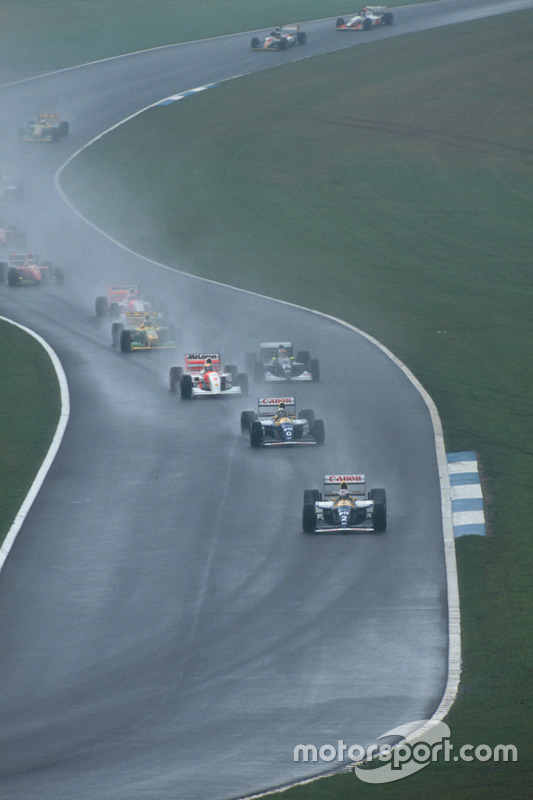 Alain Prost, Williams FW15C Renault mène Damon Hill, Williams FW15C Renault, Ayrton Senna, McLaren MP4 / 8 Ford