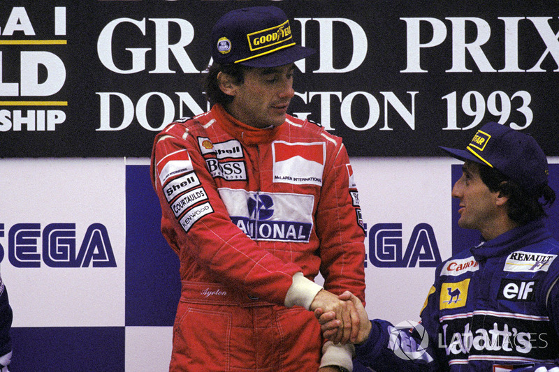 Vainqueur de la course Ayrton Senna, McLaren, troisième place Alain Prost, Williams