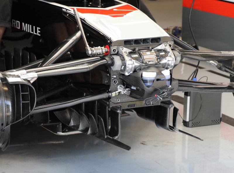 Détail avant du Haas F1 Team VF-20