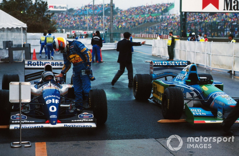 Michael Schumacher, Benetton félicite Damon Hill, Williams