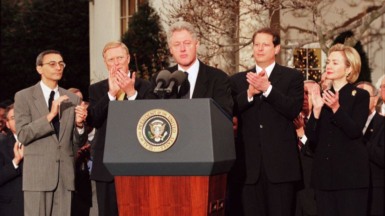 Le président Bill Clinton réagit à la destitution de la Chambre des représentants en décembre 1998