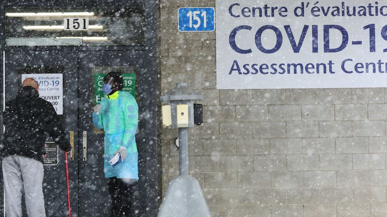 Un centre de test COVID-19 dans la capitale canadienne, Ottawa