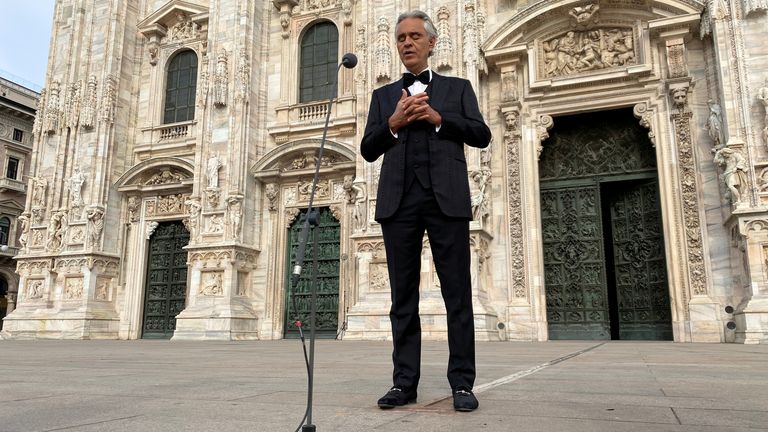 Andrea Bocelli dit que sa `` Musique pour l'espoir '' & # 39; & # 39; l'événement était une prière, pas un concert
