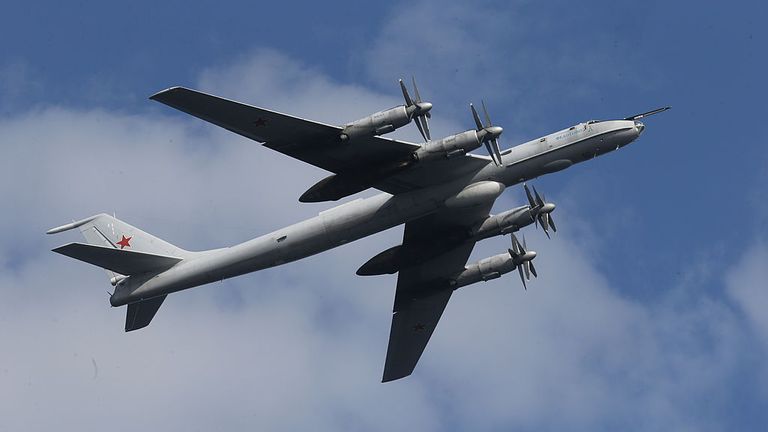 Un Tupolev TU-142 russe (nom de l'OTAN: Bear F). Fichier photo