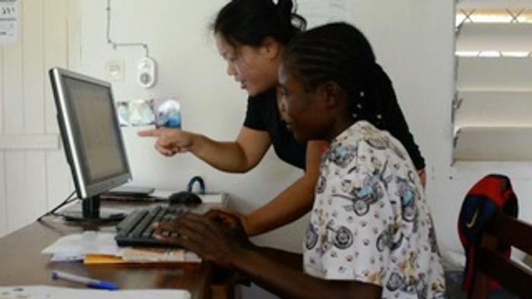 L'Afrique a quelques personnes très ingénieuses malgré son manque d'installations