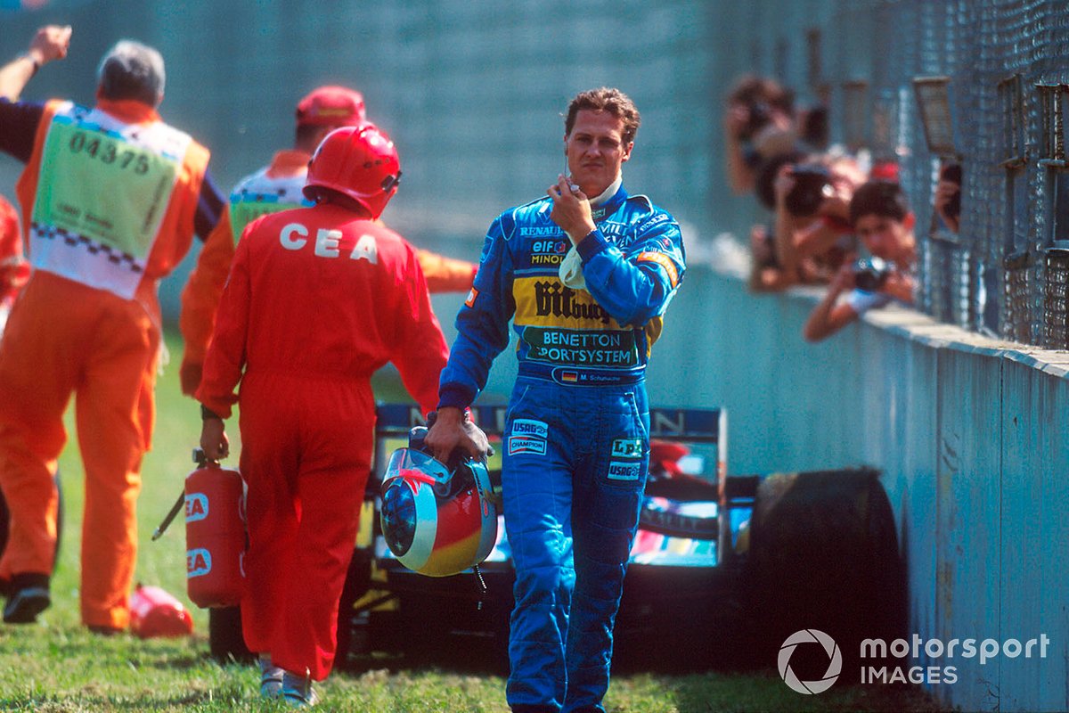 Michael Schumacher, Benetton B195 Renault retourne aux stands après sa retraite