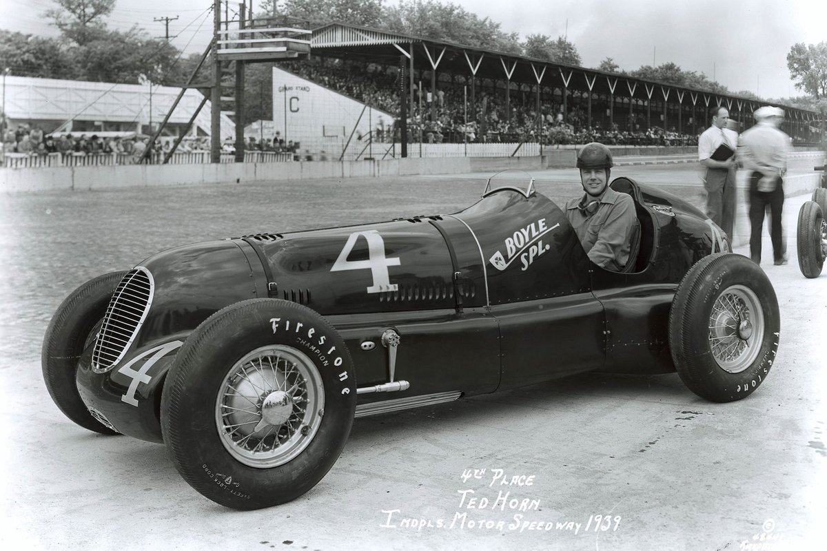 Un passage dans l'équipe de Cotton Henning en 1939 pour conduire le Boyle Special promettait beaucoup et Horn se qualifiait quatrième, mais la chance lui échappait les jours de course.