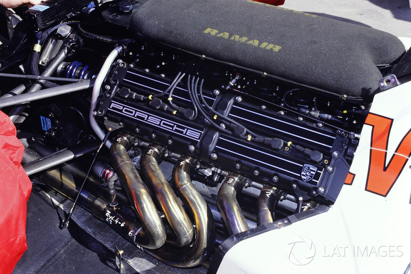 Le moteur Porsche Footwork FA12