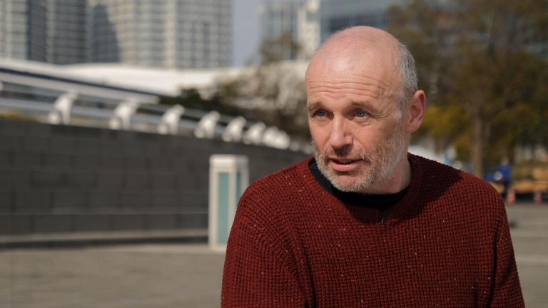 Alan Steel, survivant du coronavirus, toujours
