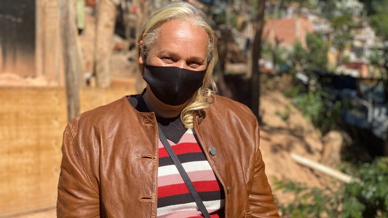 Marta Sampaio tient Jair Bolsonaro responsable de la propagation continue du coronavirus au Brésil