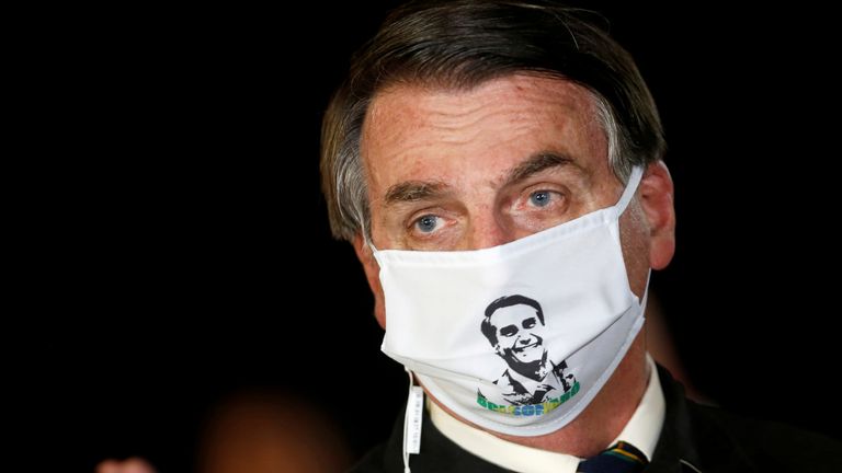 Le président du Brésil, Jair Bolsonaro, a été critiqué pour sa réponse à la pandémie de coronavirus