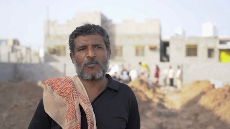 Yémen: l'homme qui dirige le cimetière